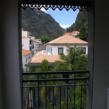Loft Pacos Da Vila Ribeira Brava Exterior photo